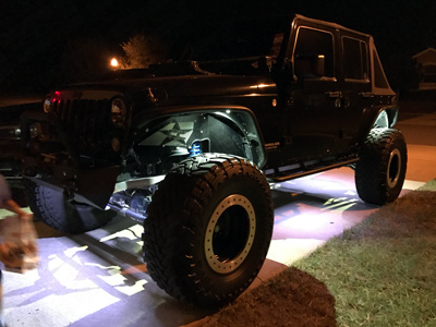 Aurora White Mini Rock Lights On Jeep - Nox Lux